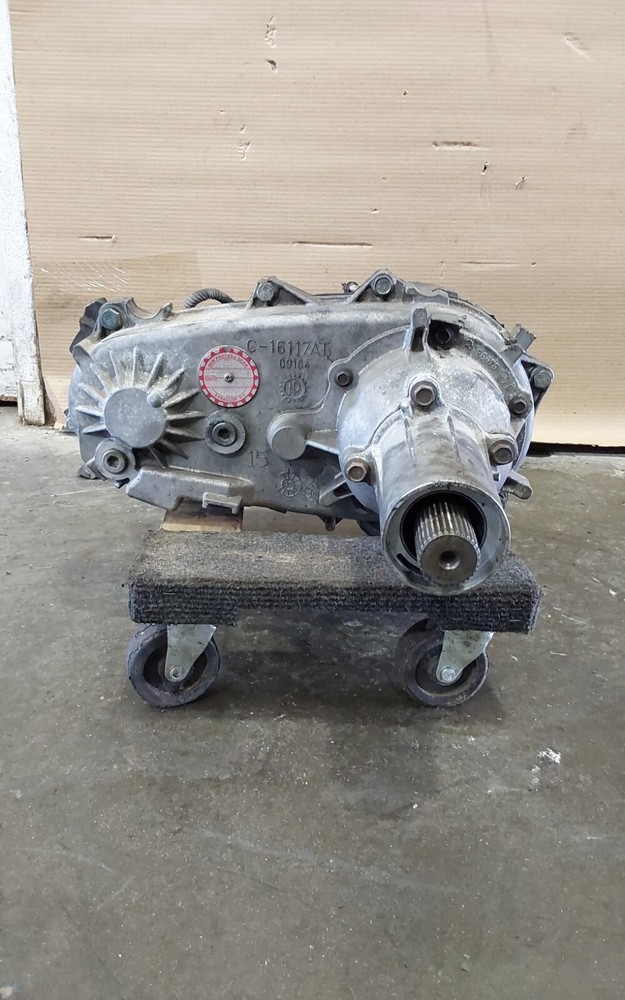 2001 Dodge Durango Transfer Case OEM 52105472AB