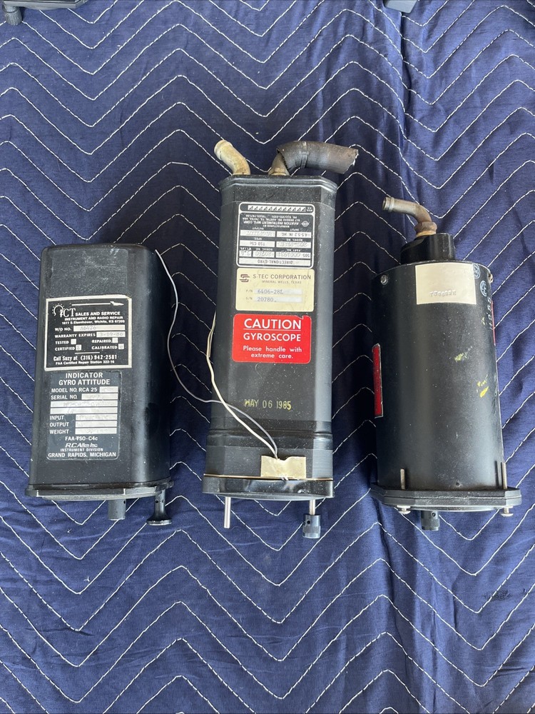 Aircraft Flight Instruments Set