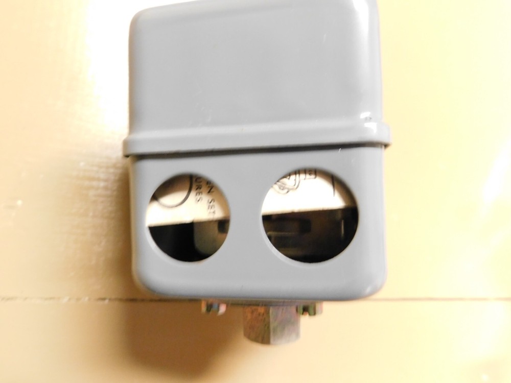 Furnas GU7 Pressure Switch