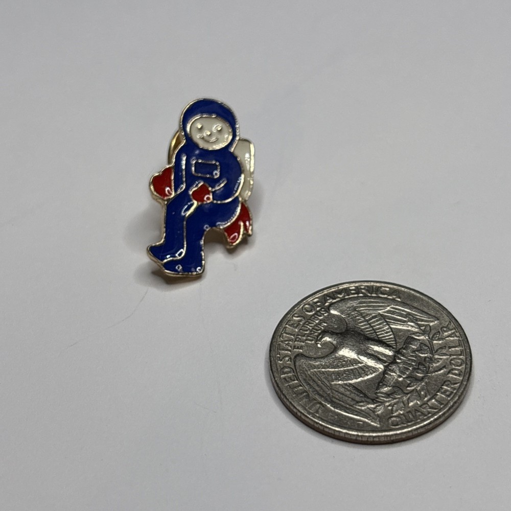 Lapel Pin - Astronaut Jetpack S72