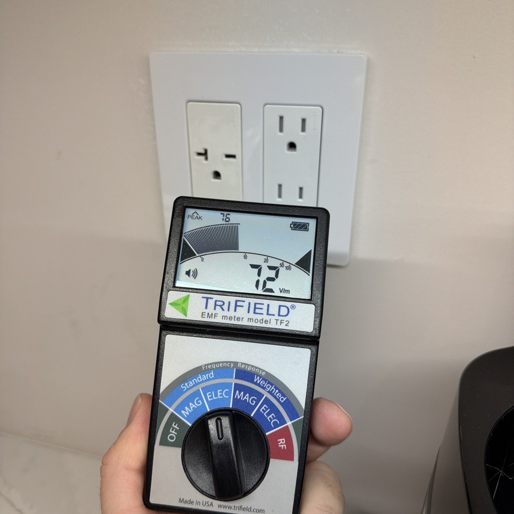 TriField TF2 EMF Meter