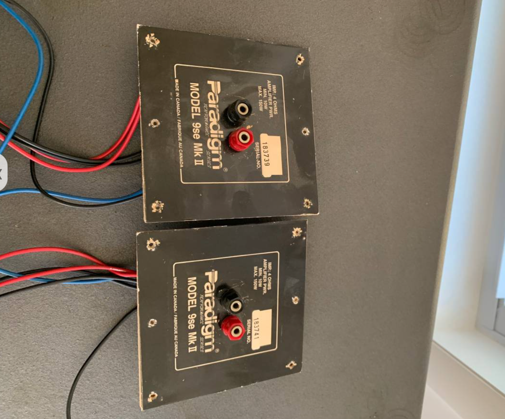 Pair of PARADIGM 9SE MK ll crossovers