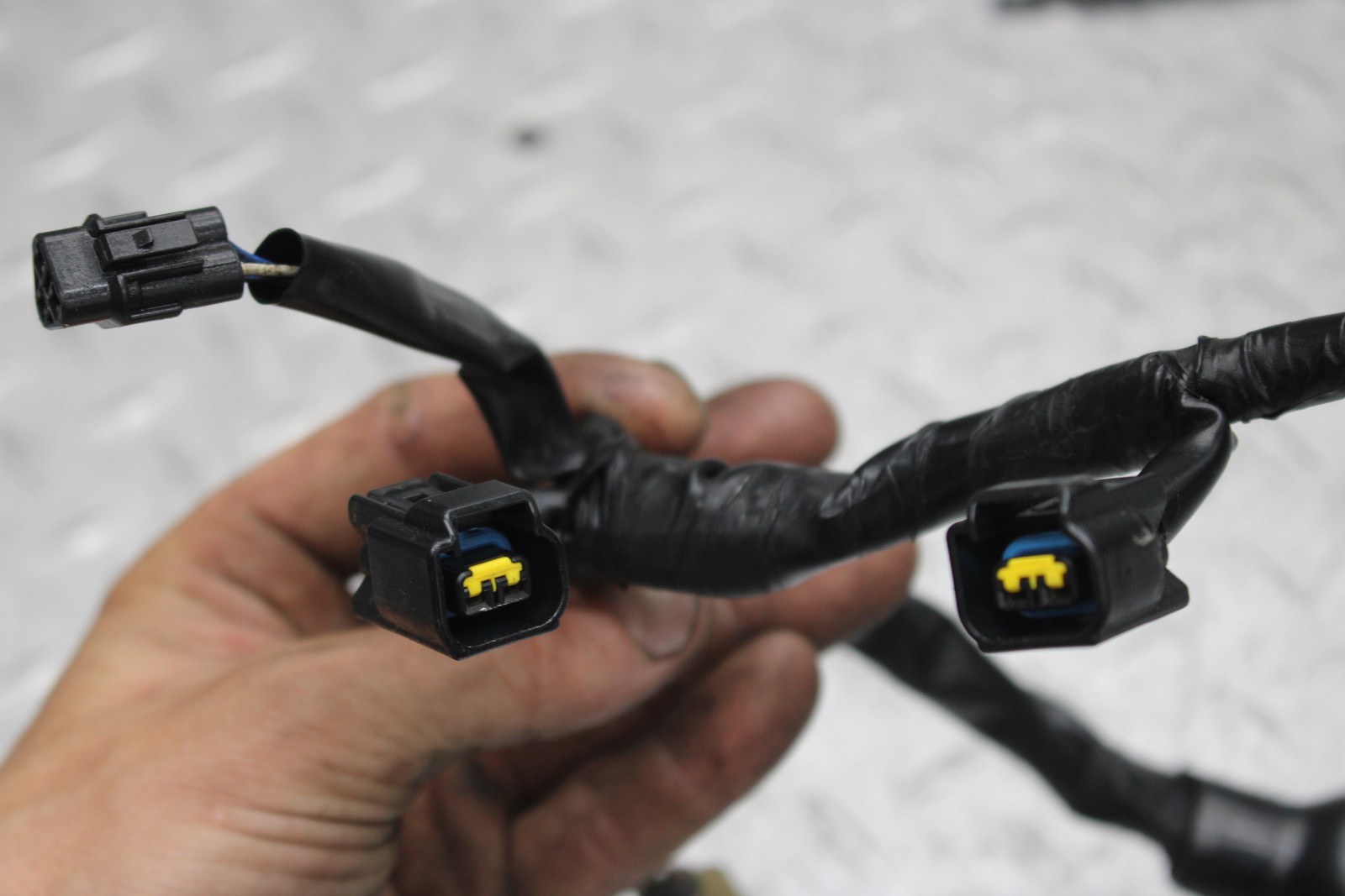 2009 Yamaha YZF R1 IGNITION COIL SET W/ HARNESS