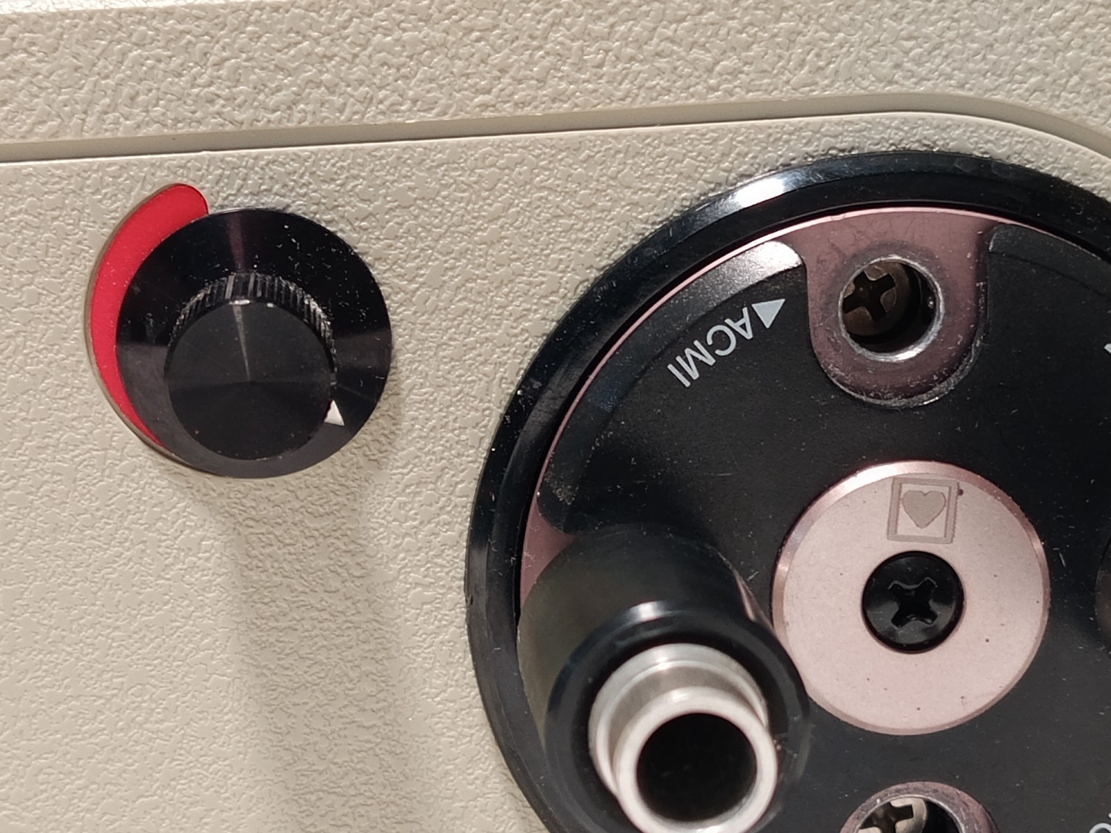 Luxtec 9300XSP 300W Xenon Light Source, turret ACMI/Storz/Wolf/Olympus tested