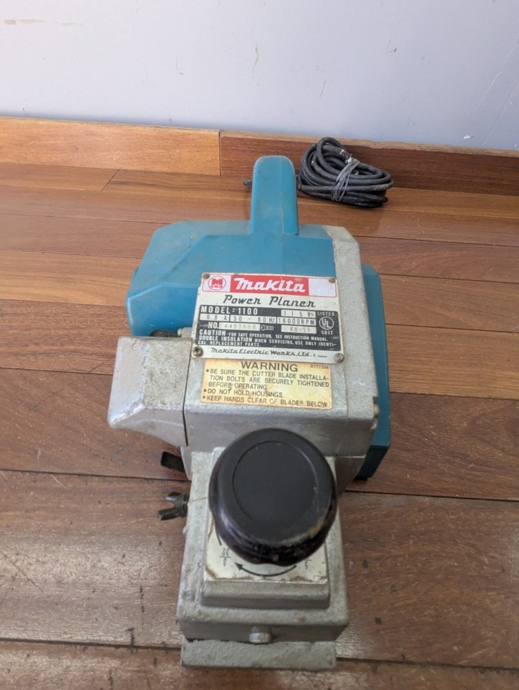 Makita model 1100 handheld power planer