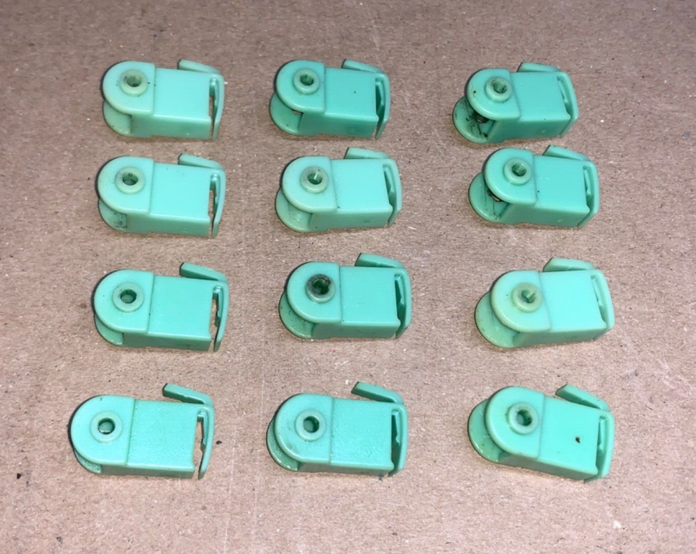 KURZWEIL KEYBOARD PC88 KEY PIVOT, 12 PIECES