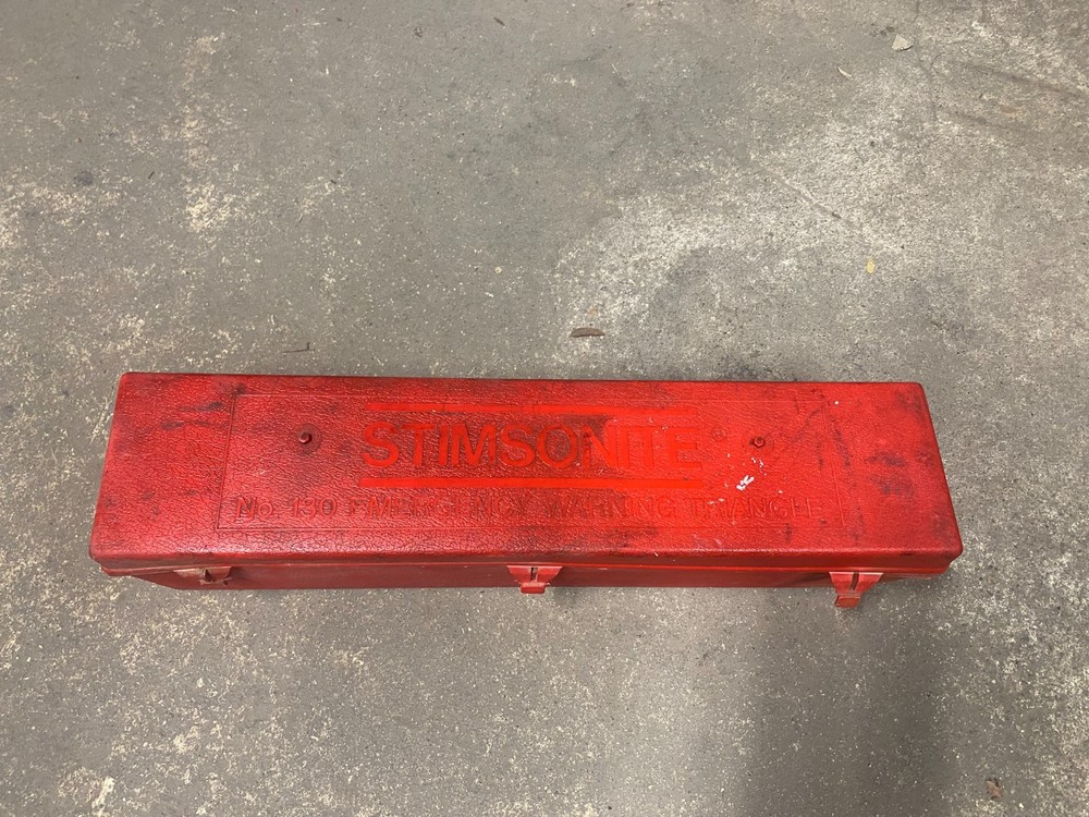 3 Vintage Simpsonite DOT Approved Emergency Warning Triangles Set Case