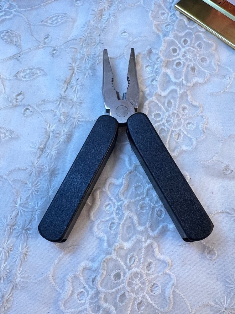 Folding Multi Tool with Carrying Case Black Handle