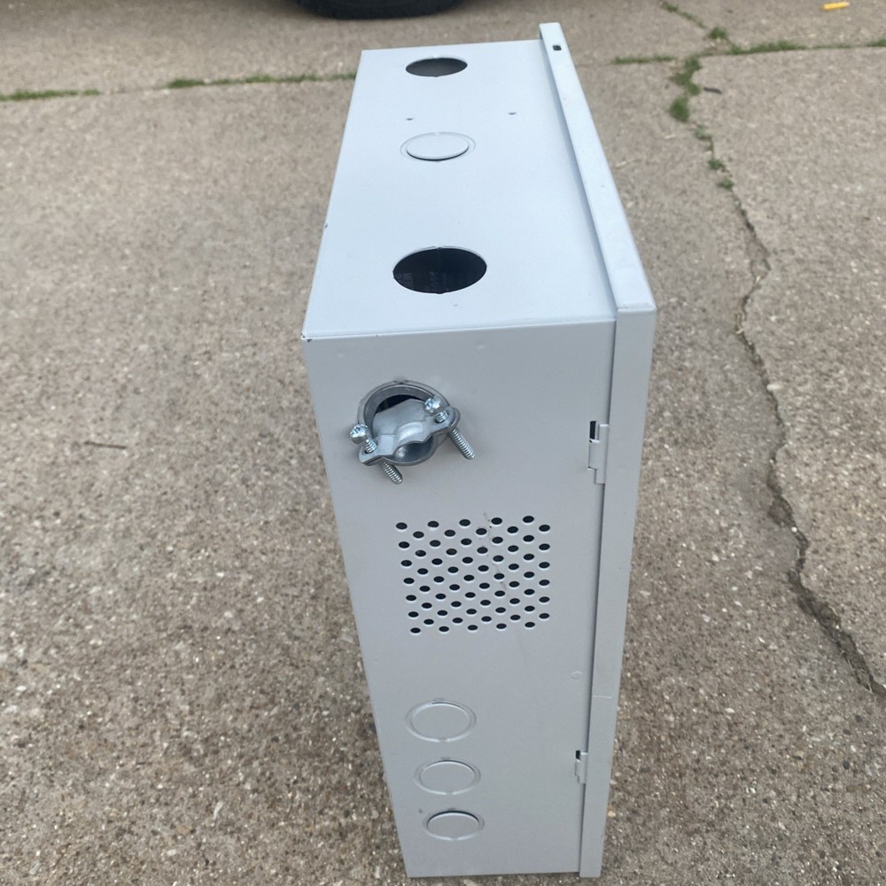Altronix AL600ULACM Accessed Power Controller w/ Power Supply Enclosure