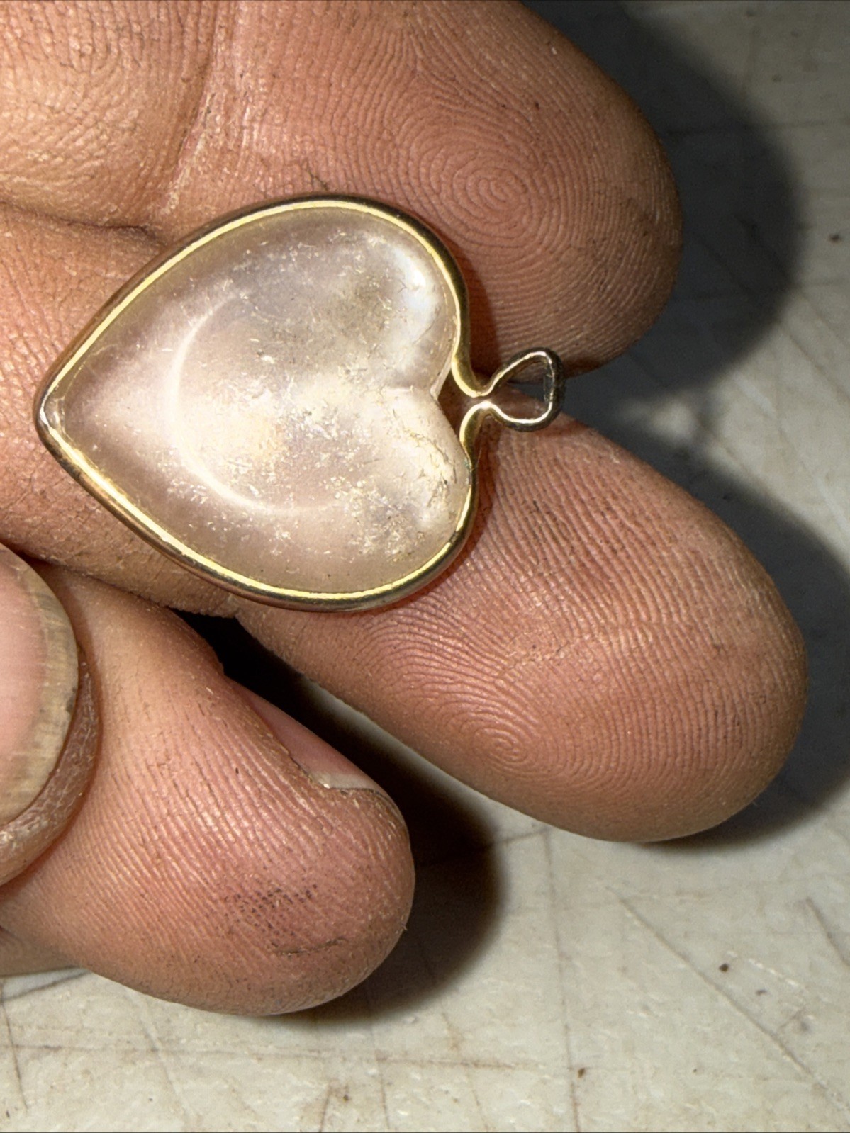 VICTORIAN NOUVEAU ACRYLIC PLASTIC HEART GOLD FILLED GF SEED FLAKE CHARM