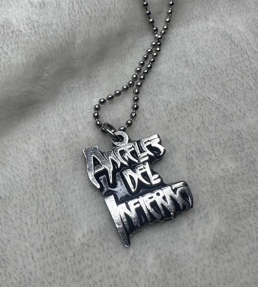 Angeles Del Infierno