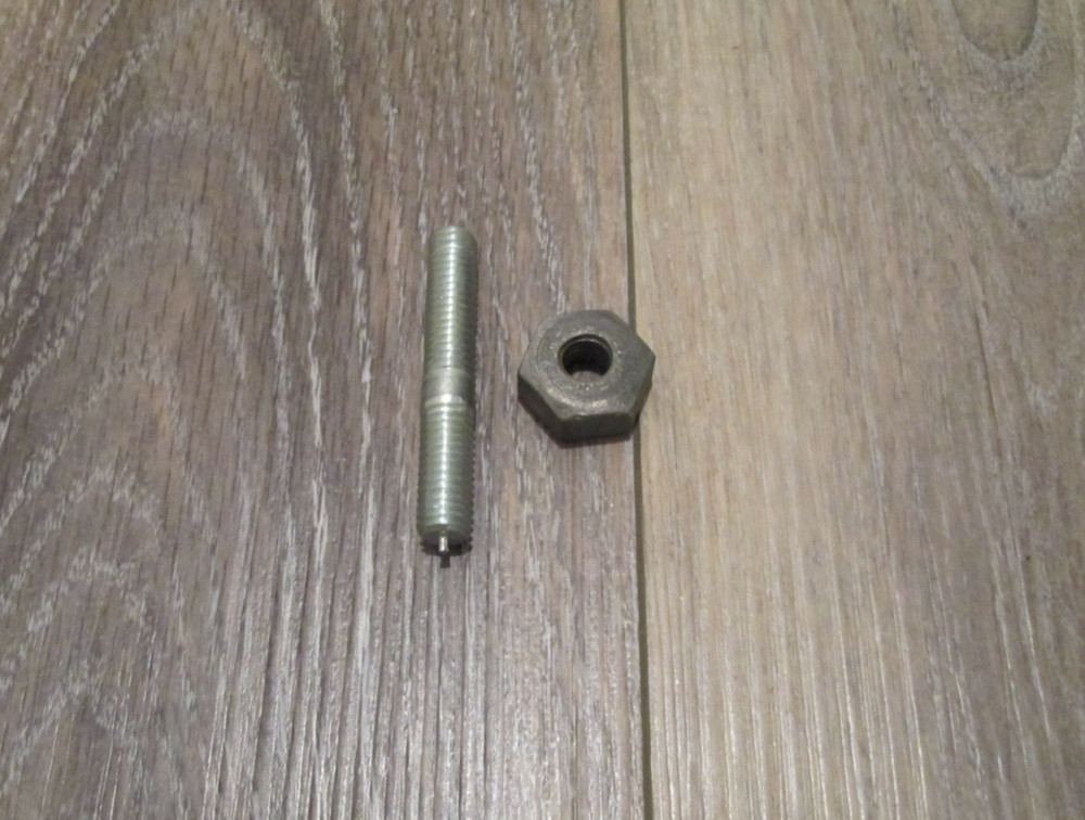6ft X702 & 602 Aermotor Windmill Bonnet Nut & Threaded Stud, X565 - X588