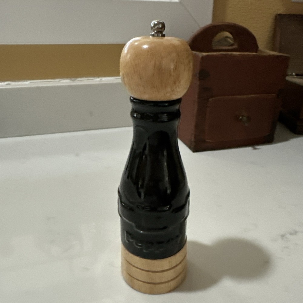 Longaberger Pepper Grinder
