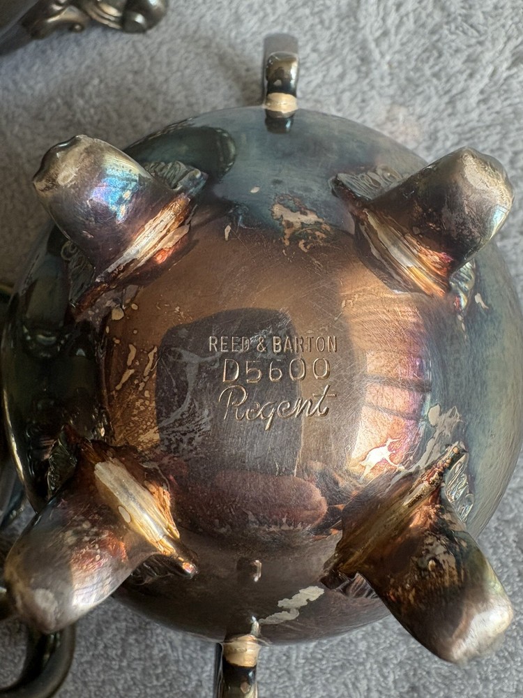 Vintage Reed & Barton 5600 Regent Silver Plated Creamer Server & Sugar Bowl Set