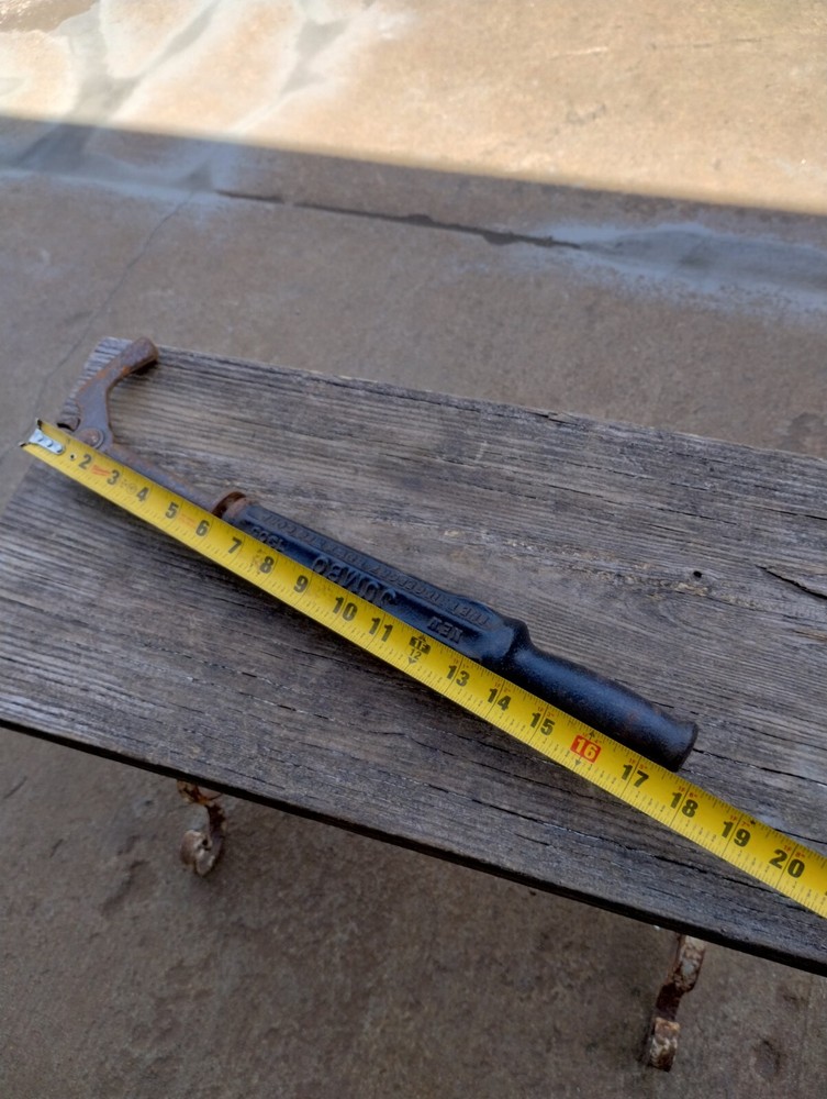 Bridgeport Hardware Jumbo 1905 Cast Iron Nail Puller