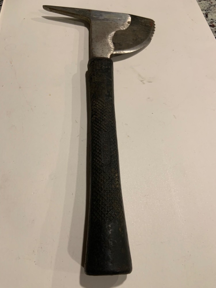 Crash Axe Survival Axe 56D6221