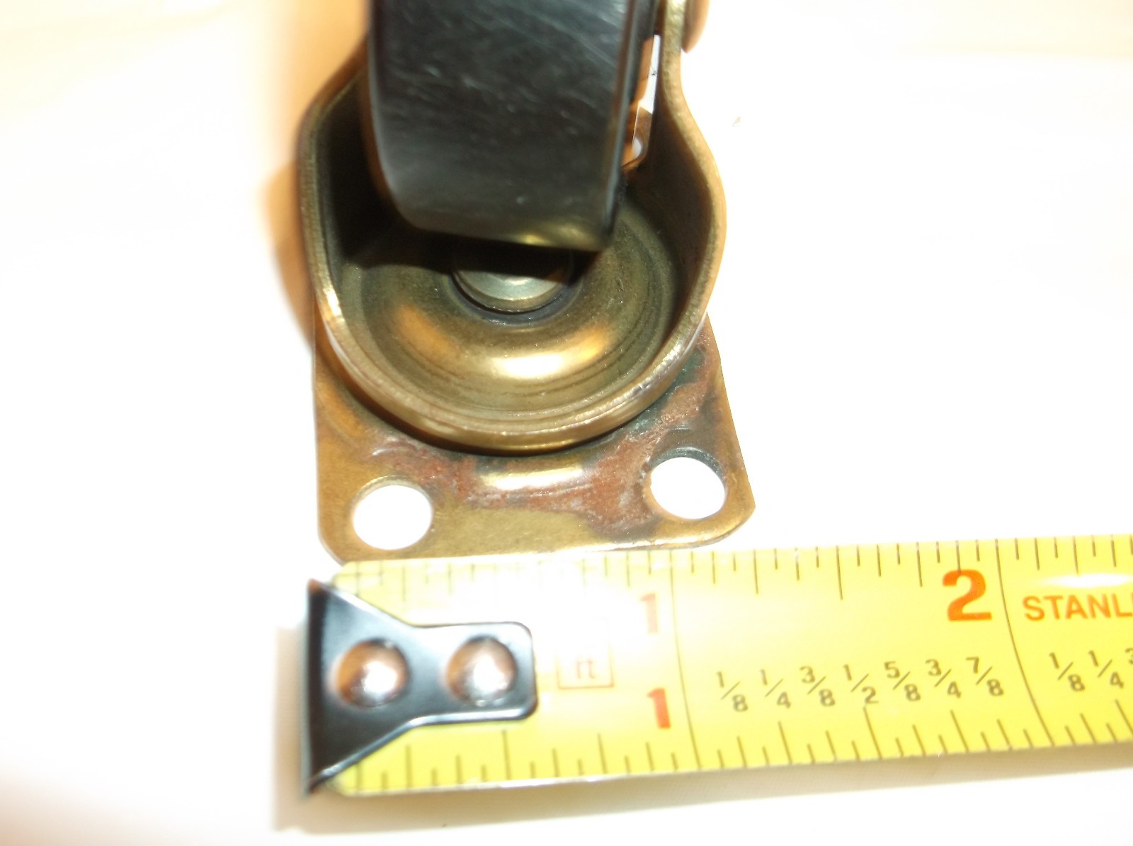 Vintage SWIVEL FURNITURE CASTORS 1-1/2" Wheels Brass Swivels - Lot of 2