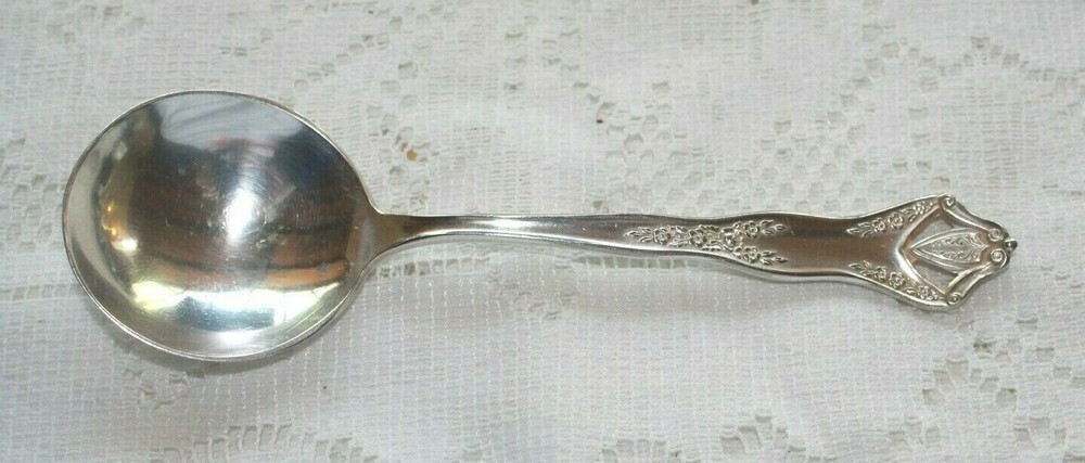 R & B Rogers Bro. Soup Spoon Incised Shield Pattern Silverplate