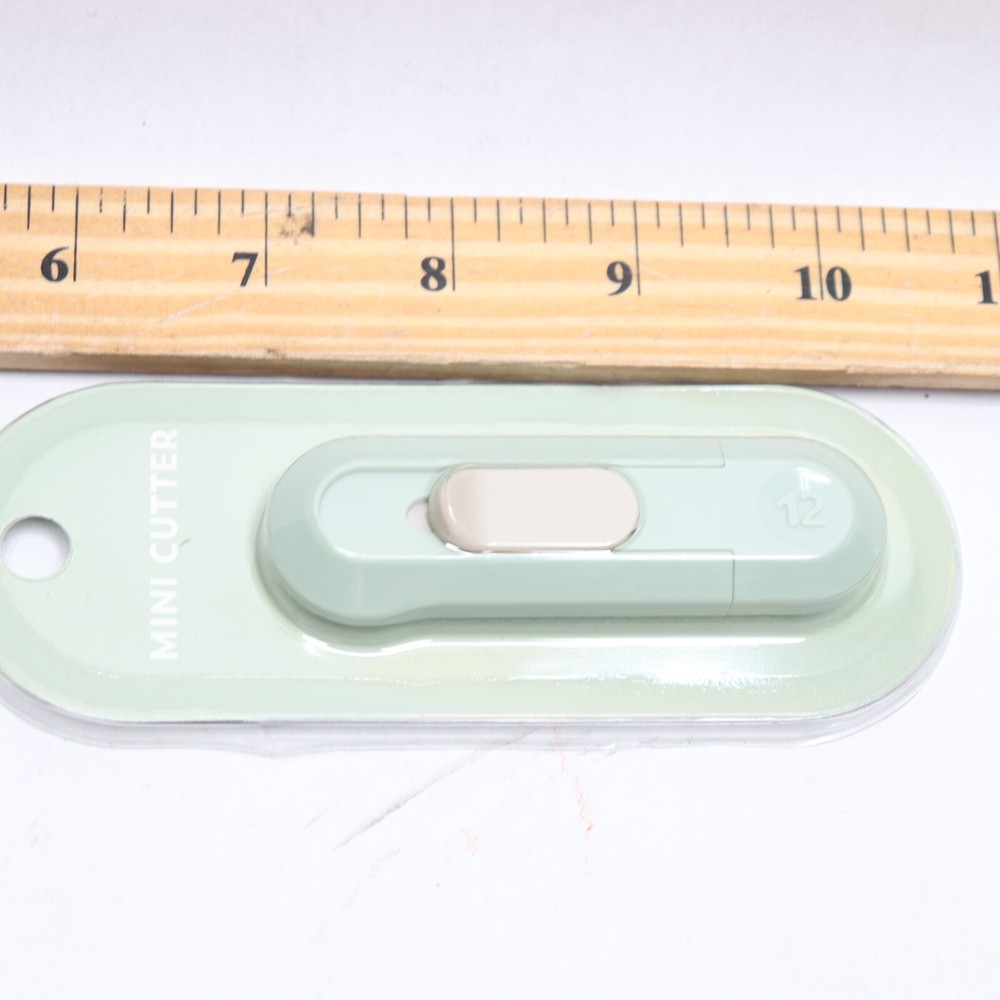 Mini Cutter Green NS065