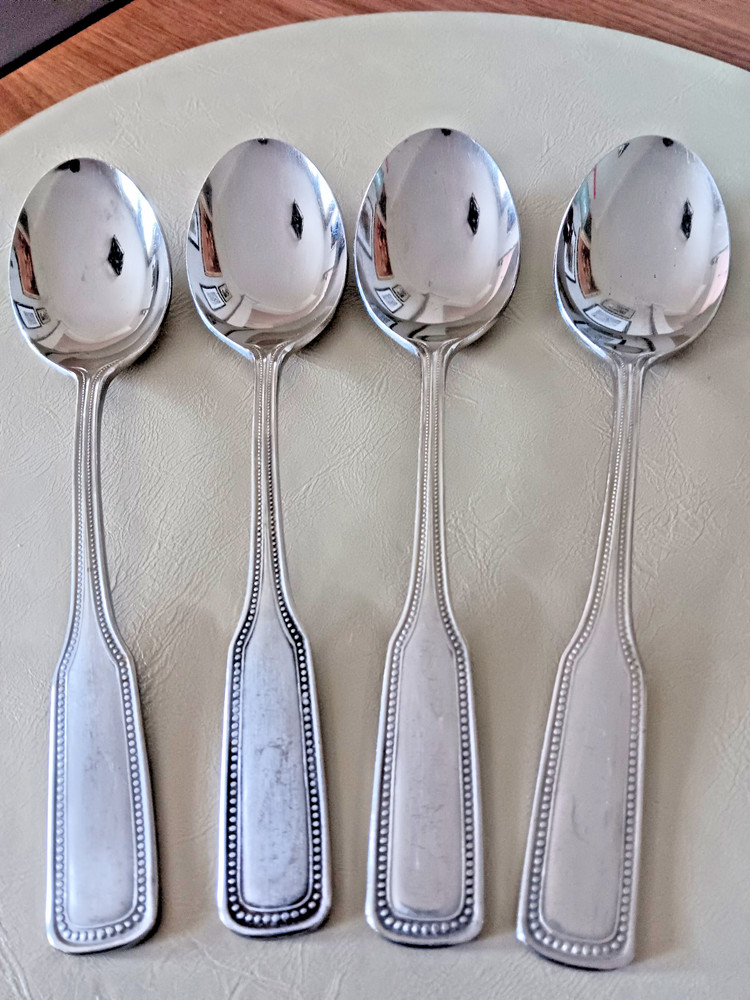 Stainless by Salem 1776 Beaded Flatware Soup Spoons (4)