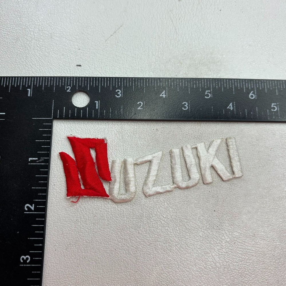 Doesn't Lay Even SUZUKI Car Auto Patch 00.8