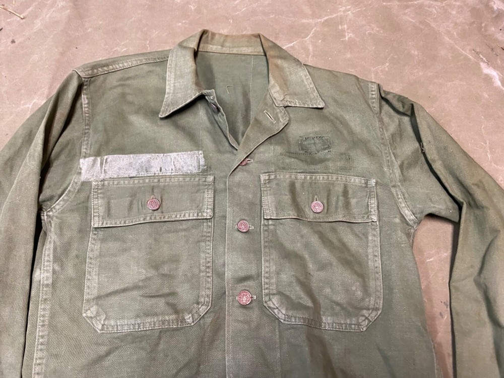 ORIGINAL WWII US ARMY HBT COMBAT FIELD JACKET- SIZE MEDIUM