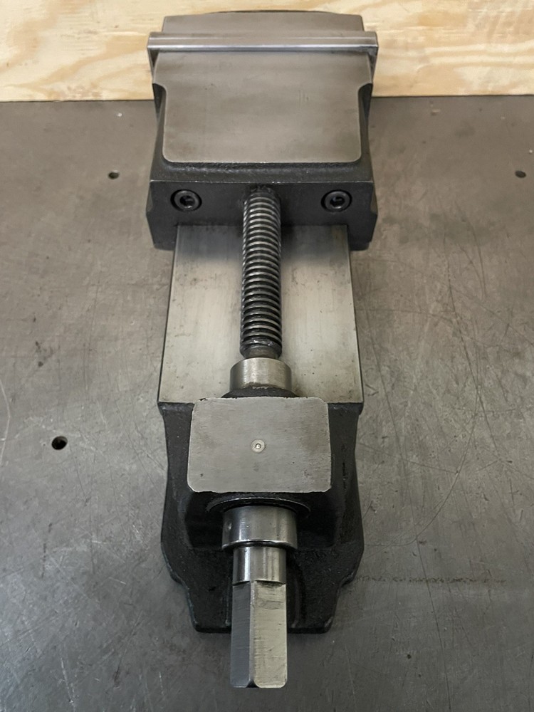 P.Y.H. 6" MILLING / DRILLING MACHINE VISE NICE!