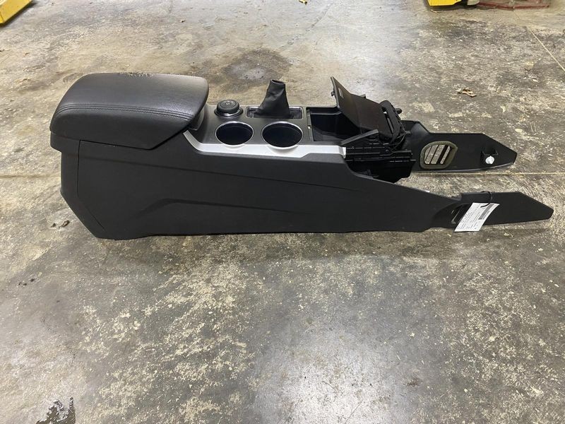 2011-2015 Ford Explorer Front Floor Center Console XLT with Select Shift OEM