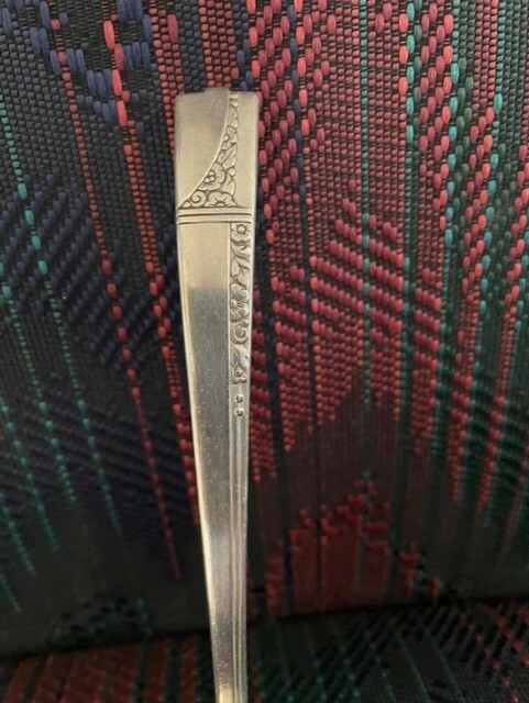 ONEIDA NOBILITY PLATE CAPRICE GRAVY LADLE SOLID 7 1/8"