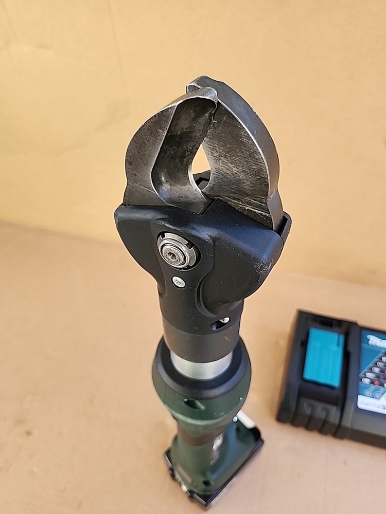 Greenlee Gator 18V ESC35X Cable Cutter