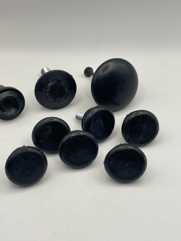 Handy Button Black Plastic Base Leveler + plastic knob Lot Used