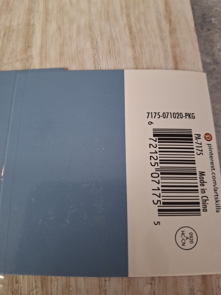 ArtSkills Crafter's Closet Whitewash Plank