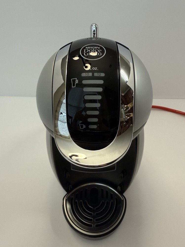 NESCAFÉ Dolce Gusto automatic coffee machine