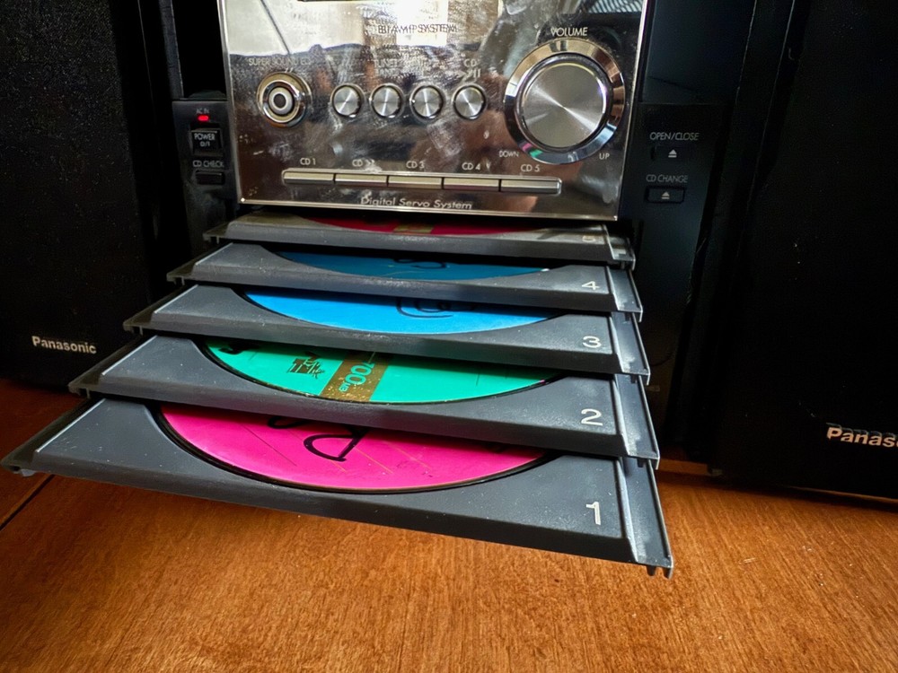 Panasonic CD Stereo System SA-PM47. For Part. Read