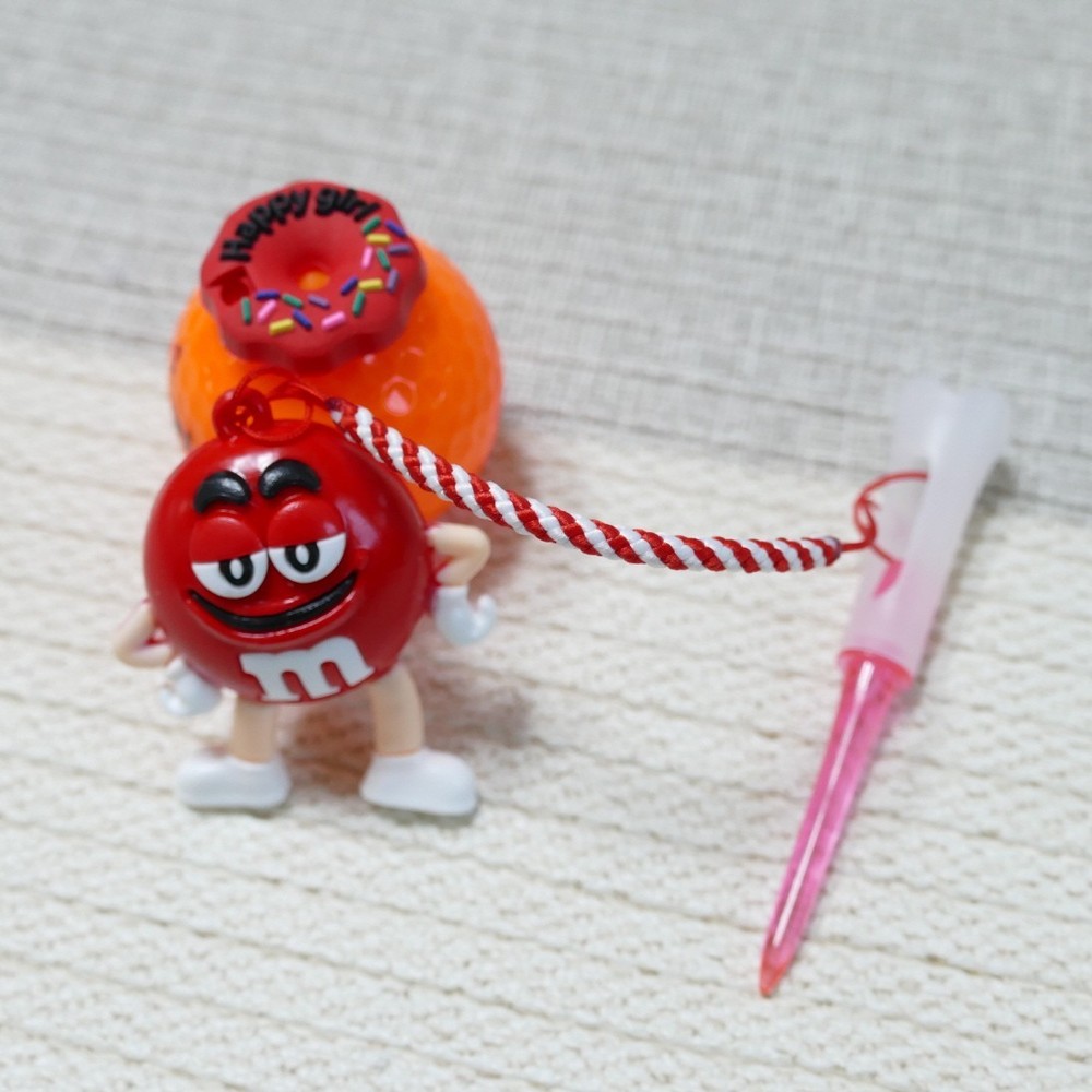 M&M Red Golf tees loss prevention hanger Ring Set Composition