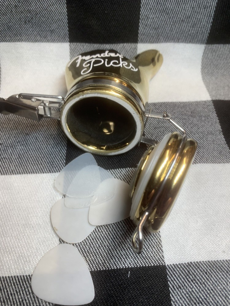 Fender Pick Holder