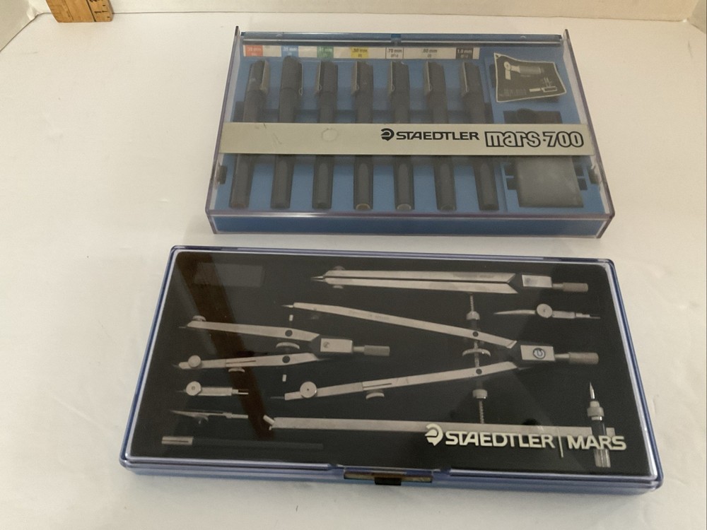 Staedtler Mars Masterbow 9 pc Drafting Set in Original Case + Mars 700 pens