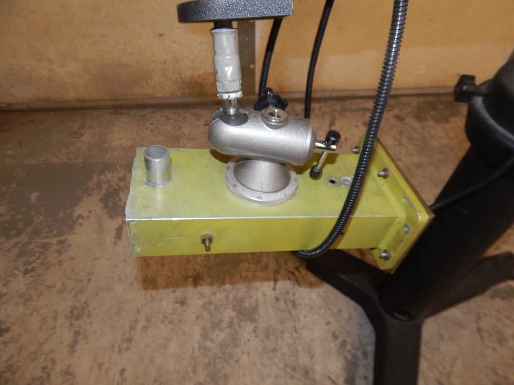 *LL* MICROWAVE ATTENUATOR ON ADJUSTABLE TRIPOD STAND (#4277)