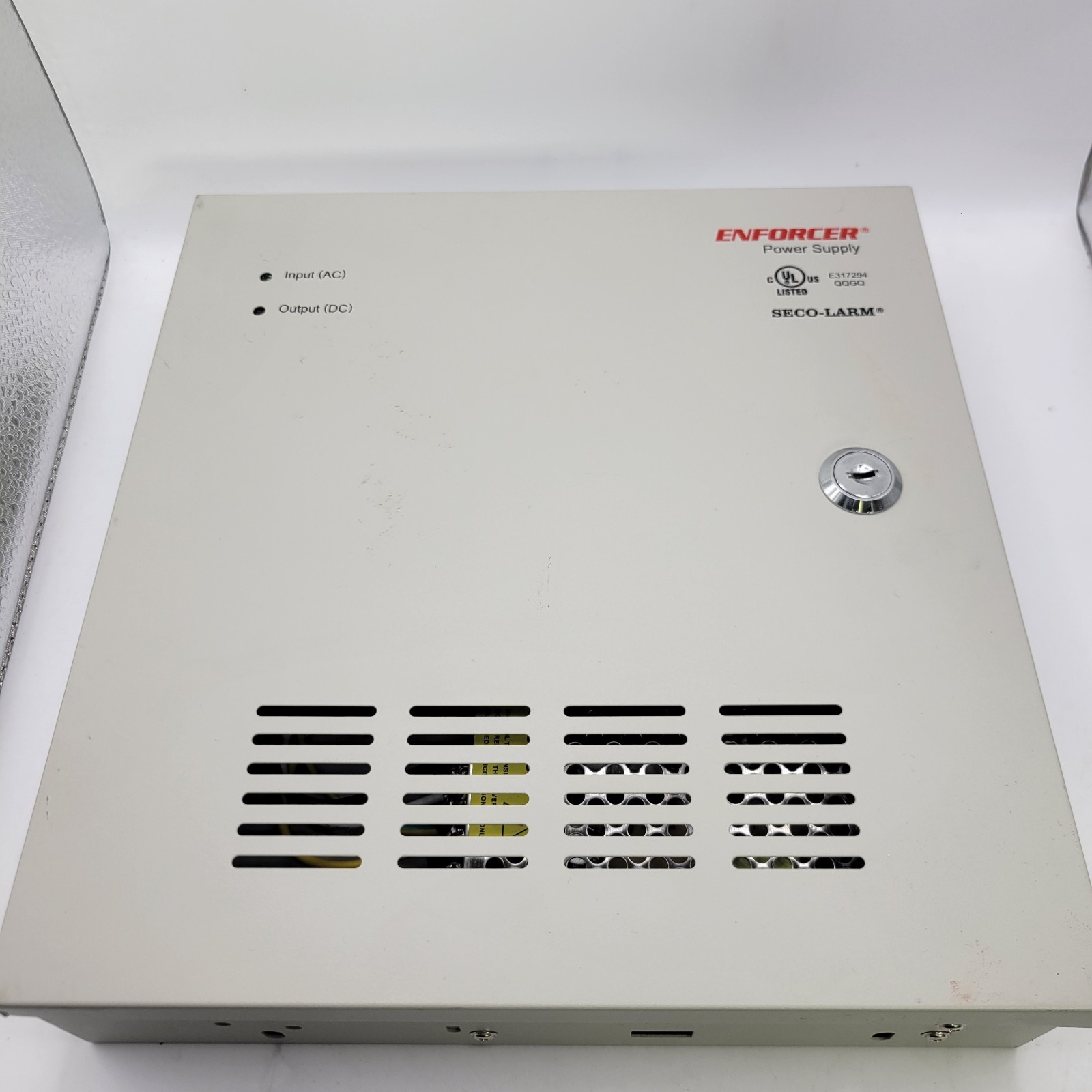 Seco-Larm Enforcer Switching CCTV Power Supply (PC-U0405-PULQ) No Keys