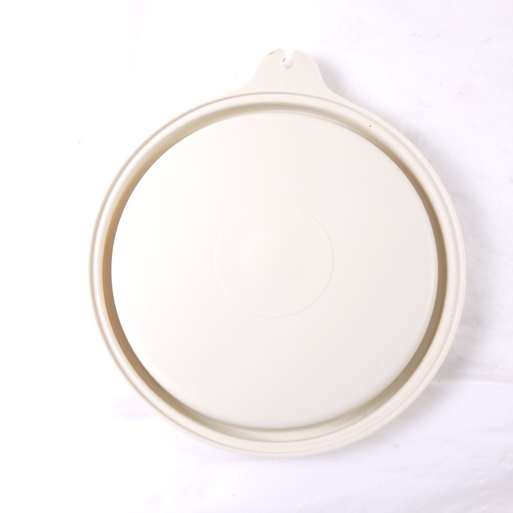 Vintage Small Tupperware Replacement Lid Cream 733-6