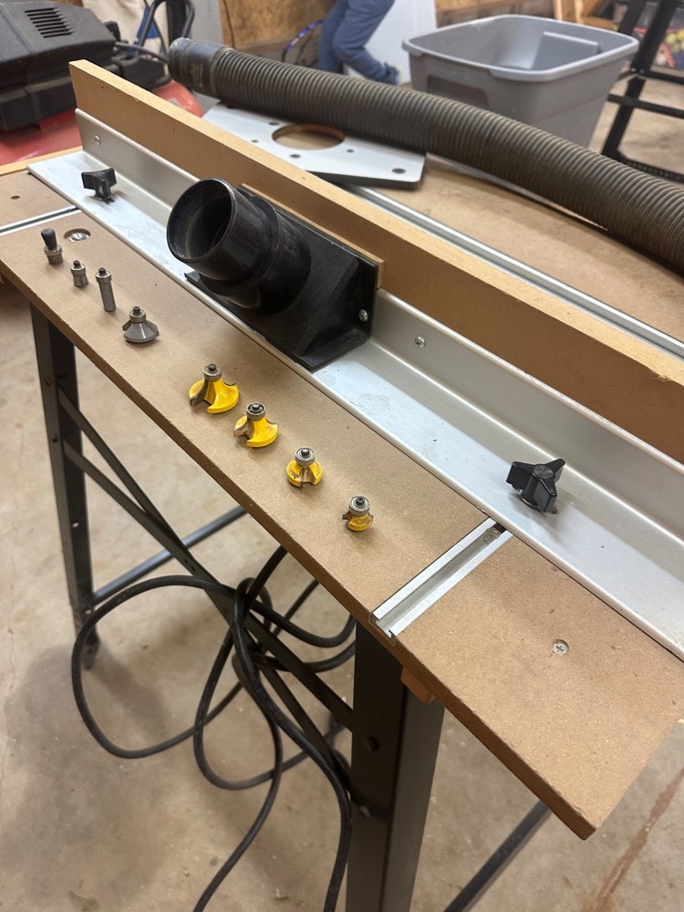 Freud Router & Kreg Custom Router Table (custom table) see description