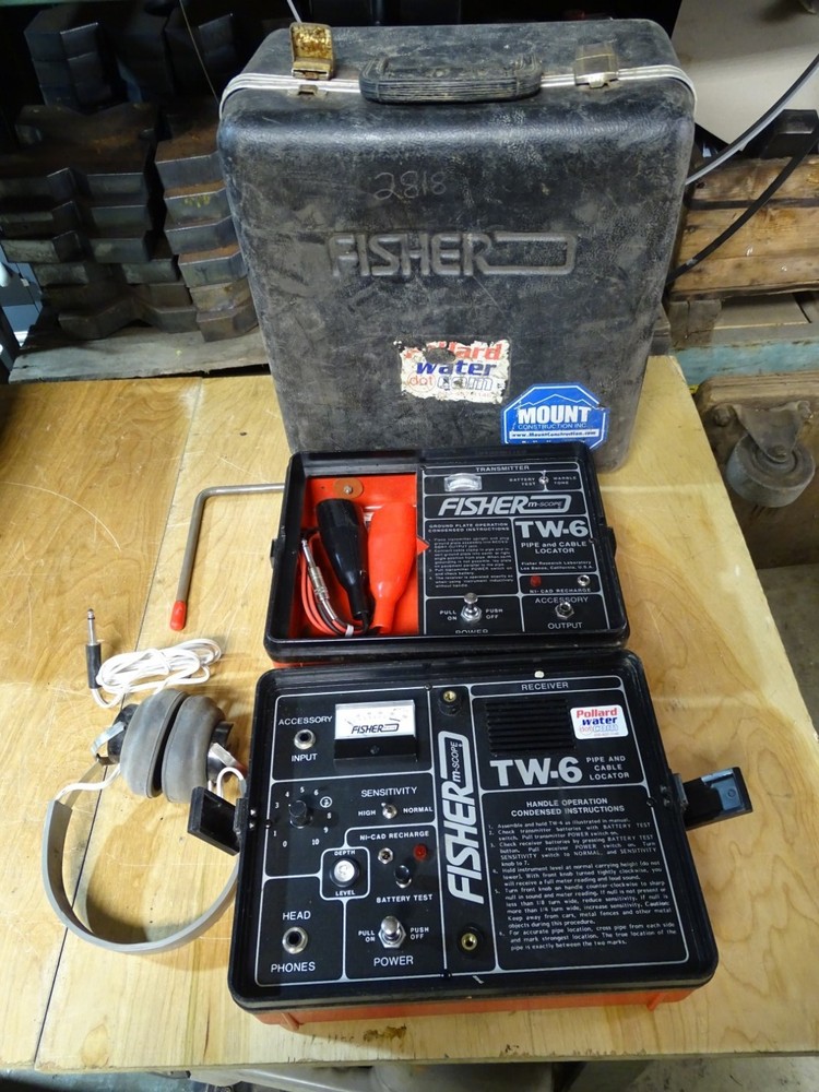Fisher Split Box Pipe and Cable Locator Untested, TW-6