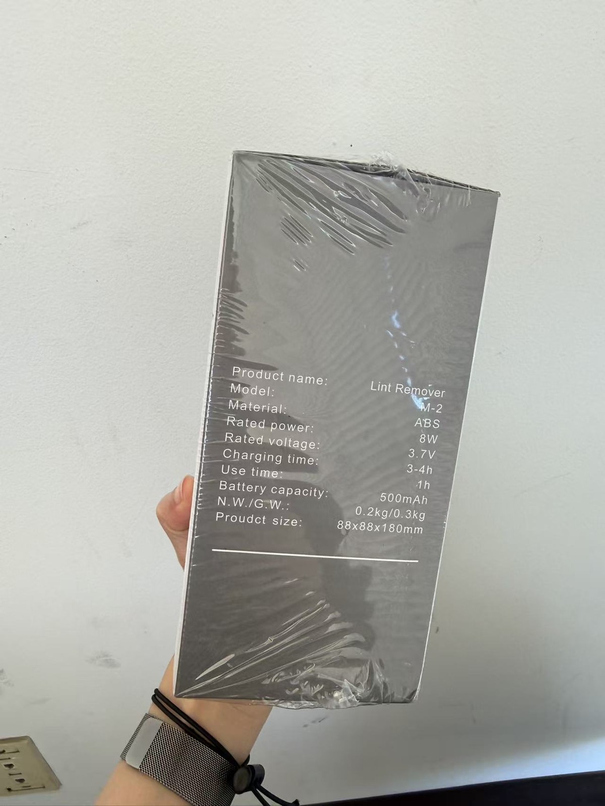 White Electric Lint Remover Shaver M-2 Rechargeable Fabric Fuzz Remover