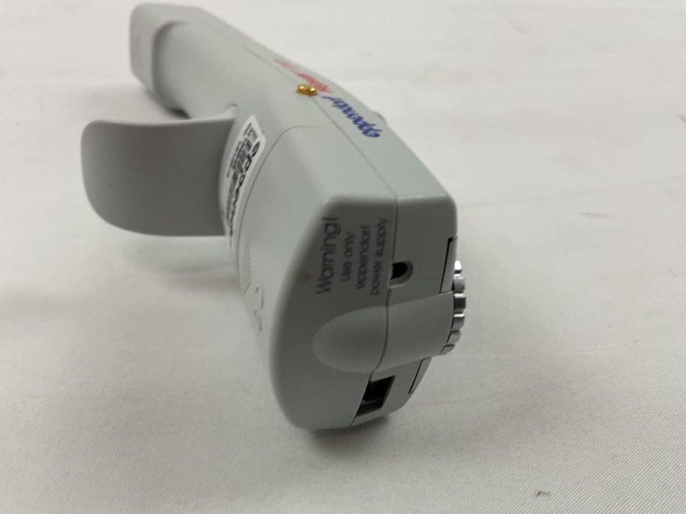 Eppendorf M13454B Repeater Xstream Electronic Repeating Pipette Lab