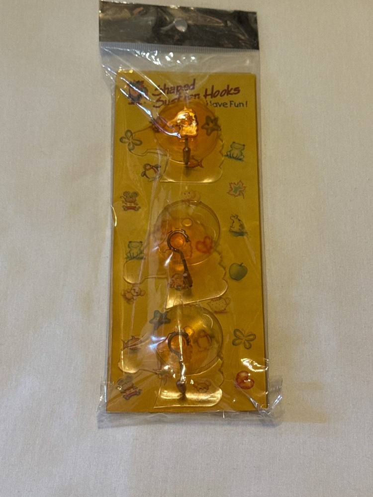 Kelley Equestrian Products Red Suction Cup Hooks