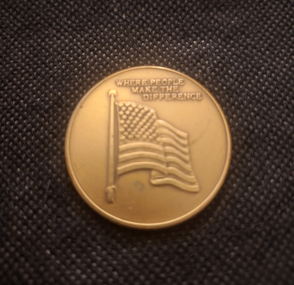 United States Navy Where people make the difference token e9785DSU2