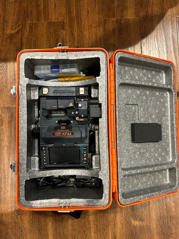 fiber optic fusion splicer