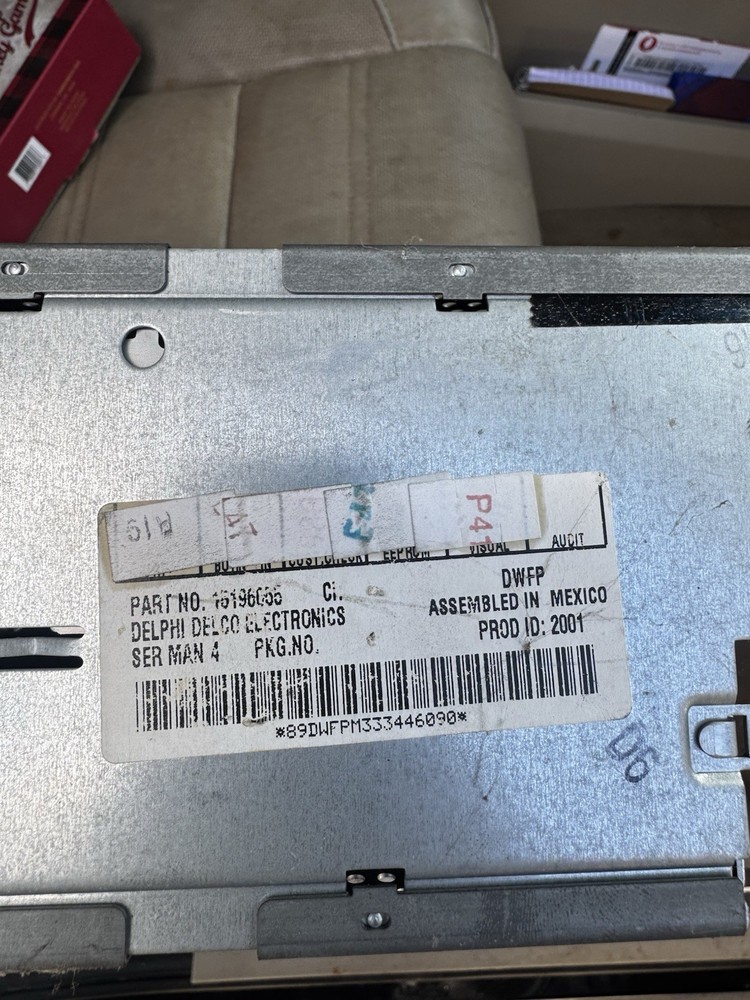 2001 Yukon 6disk Cd Player