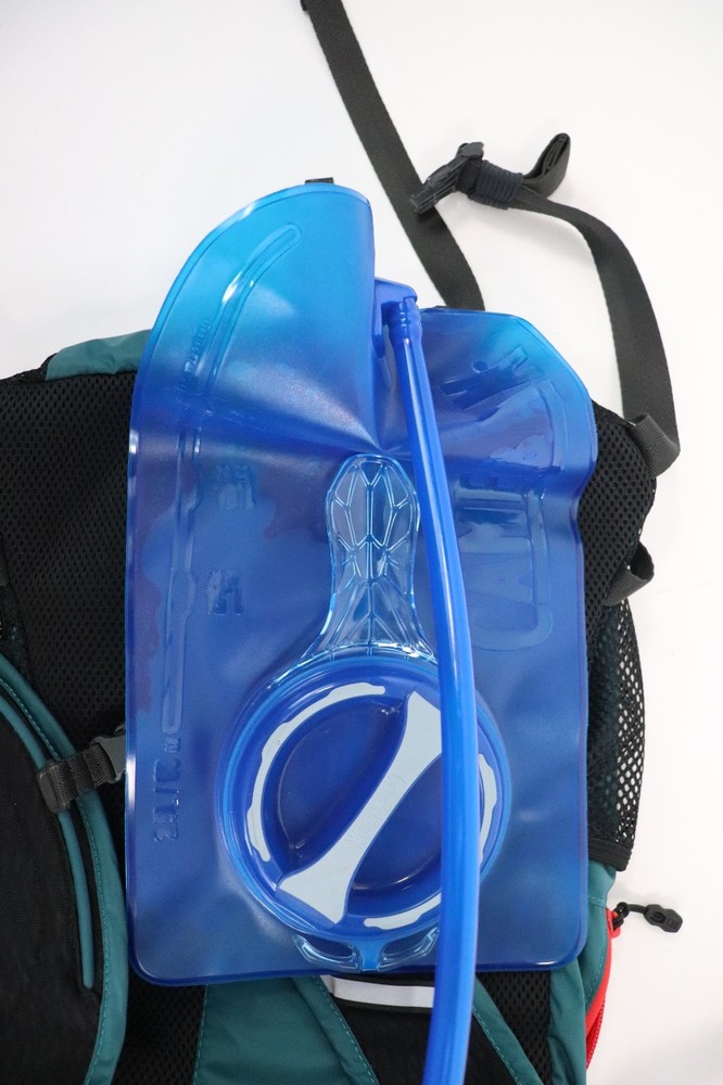 Camelbak Velocity Trail 85oz 2.5L Hydration Backpack