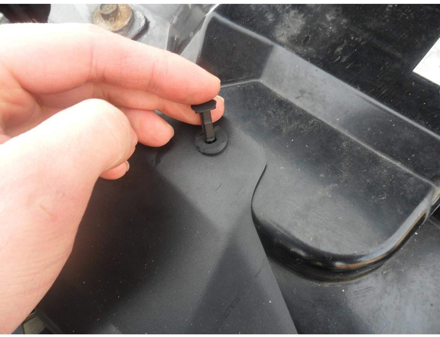 100x Fender Clips Body Rivets Push Pin for ATV HONDA TRX300EX 450R Rancher